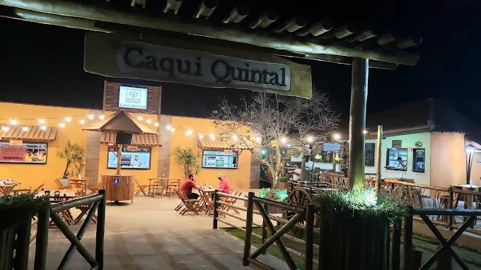 Turismo caqui-quintal